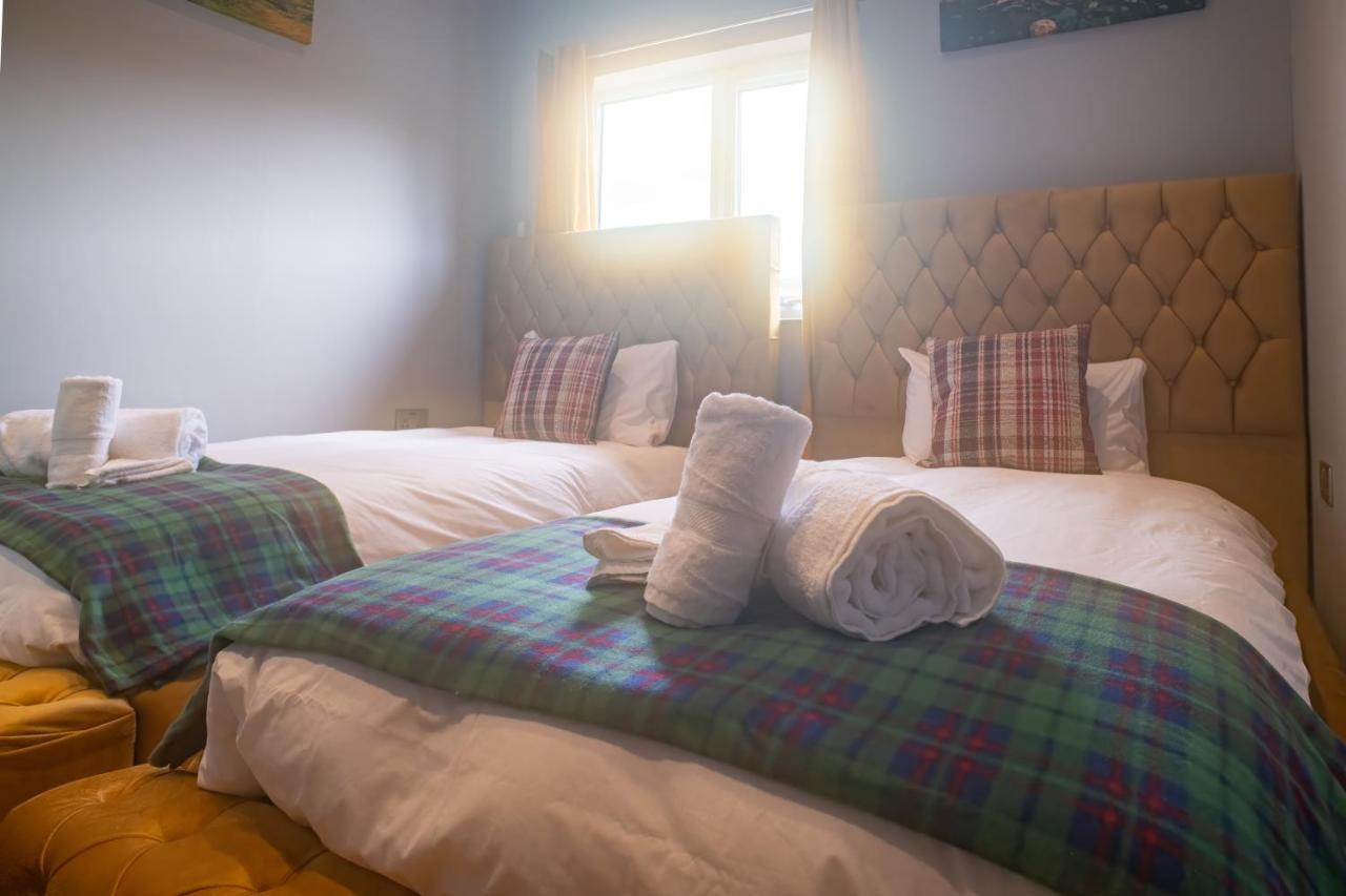 Luxury 4 Bedroom Cottage With Stunning Views Near Fairy Pools! Carbost  Ngoại thất bức ảnh