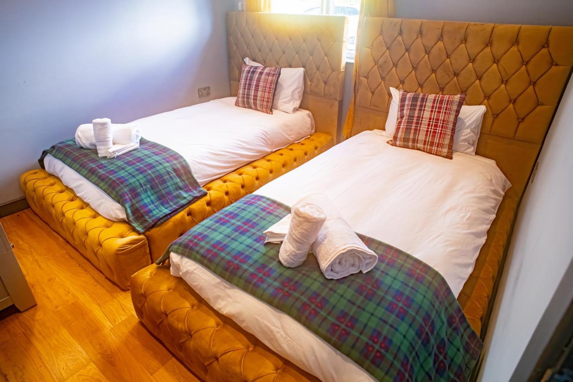 Luxury 4 Bedroom Cottage With Stunning Views Near Fairy Pools! Carbost  Ngoại thất bức ảnh